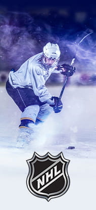 Un giocatore di hockey su ghiaccio in azione e il logo NHL