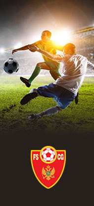 Giocatori di calcio in azione e il logo della Prva Liga Montenegro