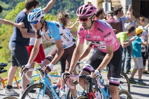 La maglia rosa Dumoulin al Giro d'Italia
