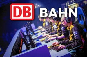 Il logo della Deutsche Bahn e alcuni giocatori di eSports
