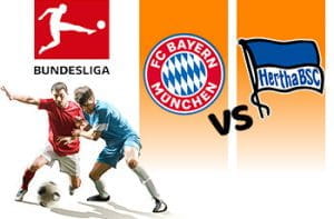 Giocatori di calcio in azione, con i loghi della Bundesliga, del Bayern Monaco e dell'Hertha Berlino