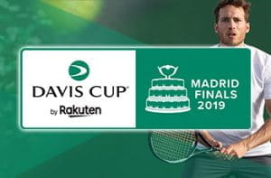 Il logo della Coppa Davis 2019, sullo sfondo un giocatore di tennis