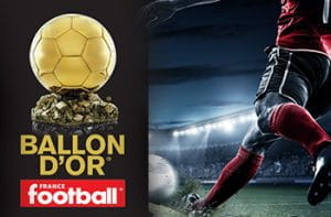 Un calciatore va al tiro e il logo di France Football, l'organizzatore del Pallone d'Oro