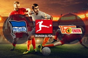 Giocatori di calcio in azione, e i loghi di Hertha Berlino, Bundesliga e Union Berlino