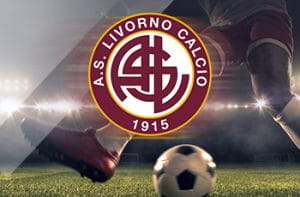 Il logo del Livorno e un calciatore in azione