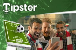 Il logo di Tipster di Sisal e alcuni ragazzi che scommettono via smartphone