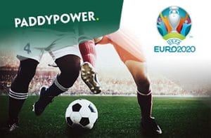 I loghi di Paddy Power, degli Europei di calcio e dei calciatori a contrasto