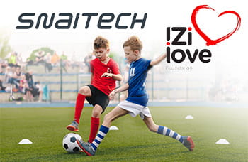 Bambini che giocano a calcio, logo Snaitech, logo iZilove