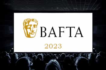 Sala di un cinema, logo BAFTA Awards 2023