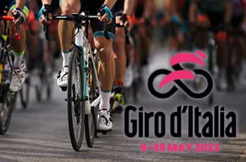 Ciclisti su strada, logo Giro d'Italia