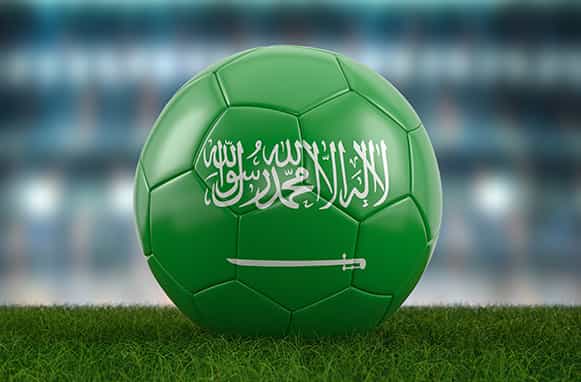 Pallone da calcio con la bandiera dell'Arabia Saudita