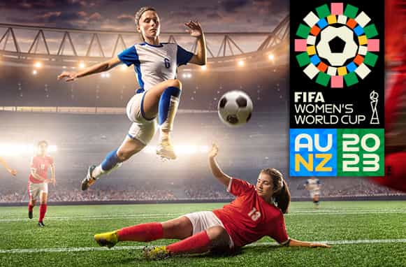 Calciatrici in azione, logo Mondiali calcio femminile 2023
