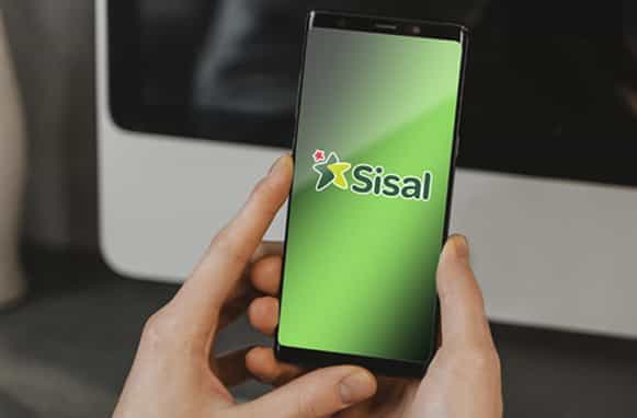 Smartphone con il logo di Sisal