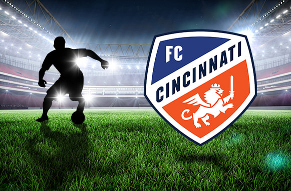 Sagoma di Luciano Acosta, logo FC Cincinnati