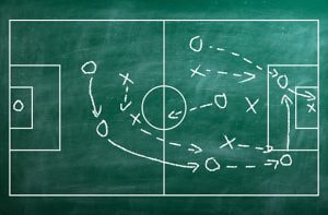 Schema di calcio su una lavagna