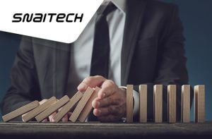 Logo Snaitech e tessere del domino 