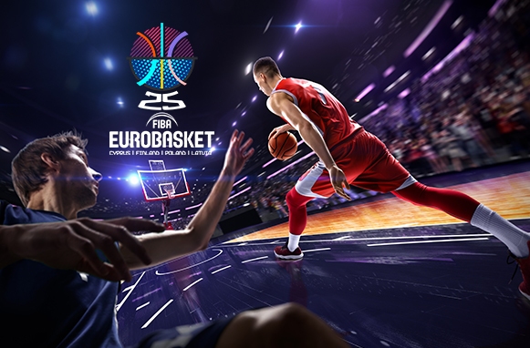 Partita di basket e logo degli Europei FIBA 2025