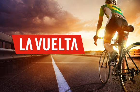 Ciclista pronto a partire e scritta La Vuelta