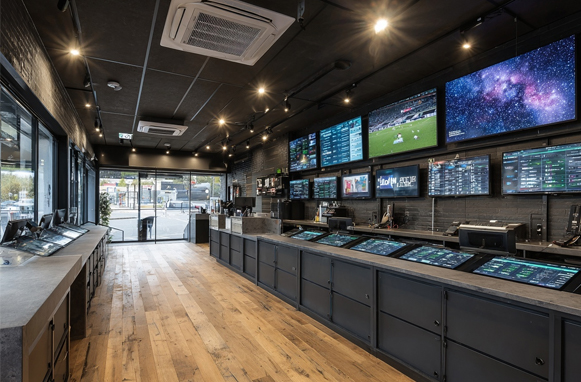 Interno di un’agenzia di scommesse