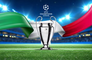 Campo da calcio, trofeo e logo della Champions League e bandiera italiana