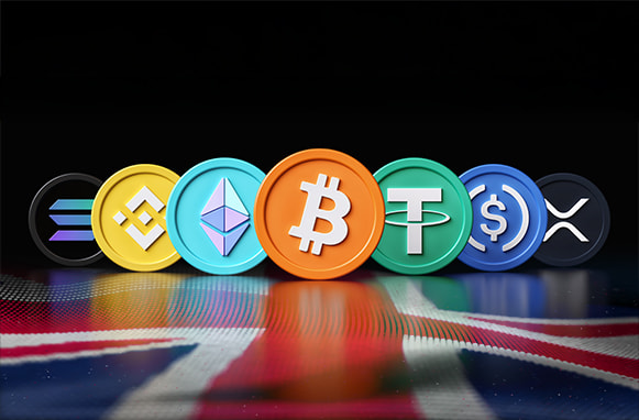 Monete con vari simboli crypto e bandiera britannica sullo sfondo