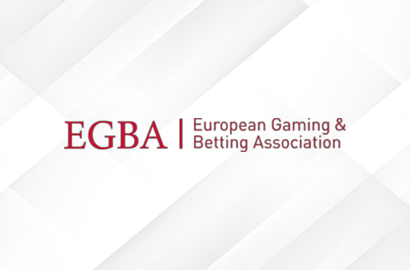 Logo EGBA su sfondo bianco