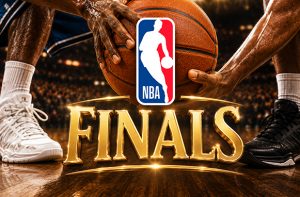 Palla da basket contesa, logo NBA e scritta dorata Finals