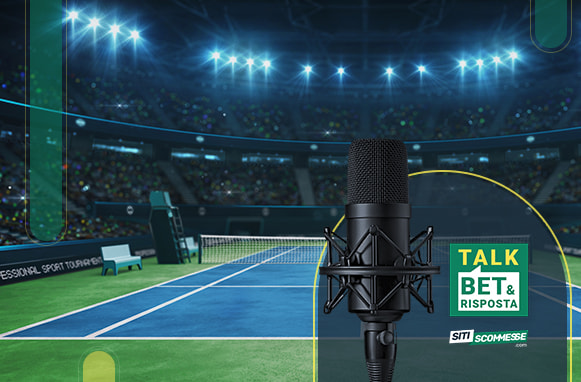 Campo da tennis indoor, logo TalkBet&Risposta