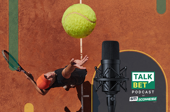 Tennista in azione, logo TalkBet