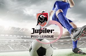Calciatore in azione, logo Juliper League